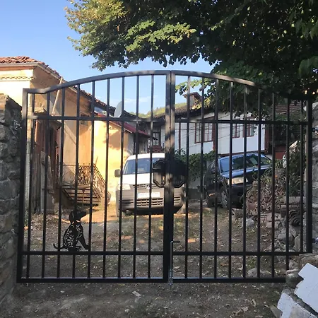 Luxury Studio Veliko Tŭrnovo Exterior photo